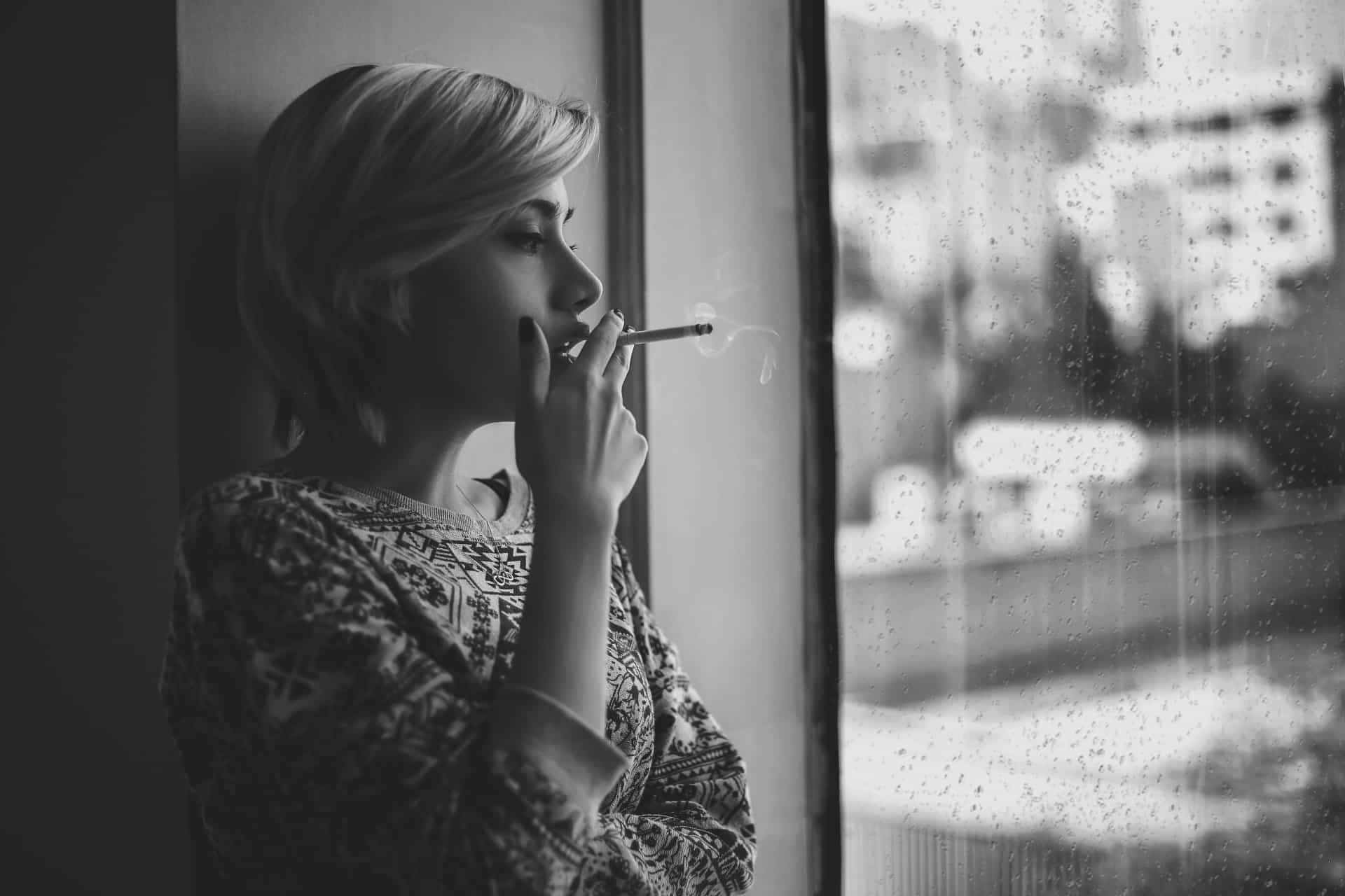 nicotine : flacon d'e-liquide avec indication de dosage de nicotine